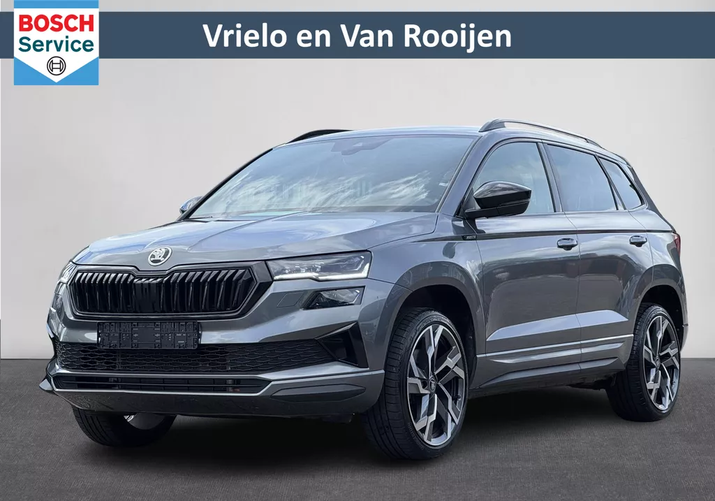 Skoda Karoq 1.5 TSI Sportline | Automaat | Clima | Stuur/Stoelverwarming | Cruise | Carplay | Navi | Pano | ( Vestiging - Nieuwegein )