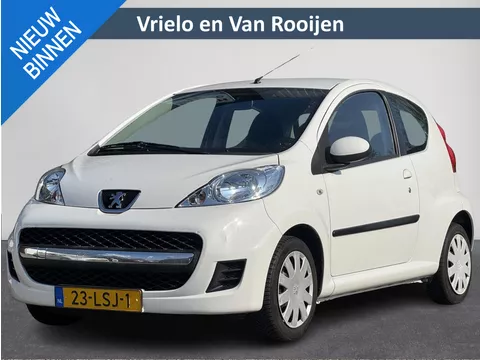 Peugeot 107 1.0-12V XS | Elektrische ramen  | Centrale deurvergrendeling  | Radio | ( Vestiging - Nieuwegein )