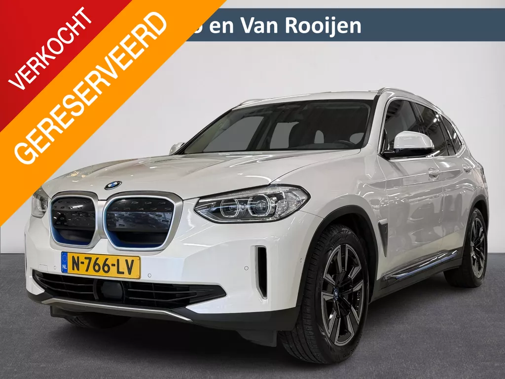 BMW iX3 Executive 80 kWh | 98.6% SOH! | Pano | Leer | AllSeason | Navi | LED ( Vestiging - Nieuwegein )