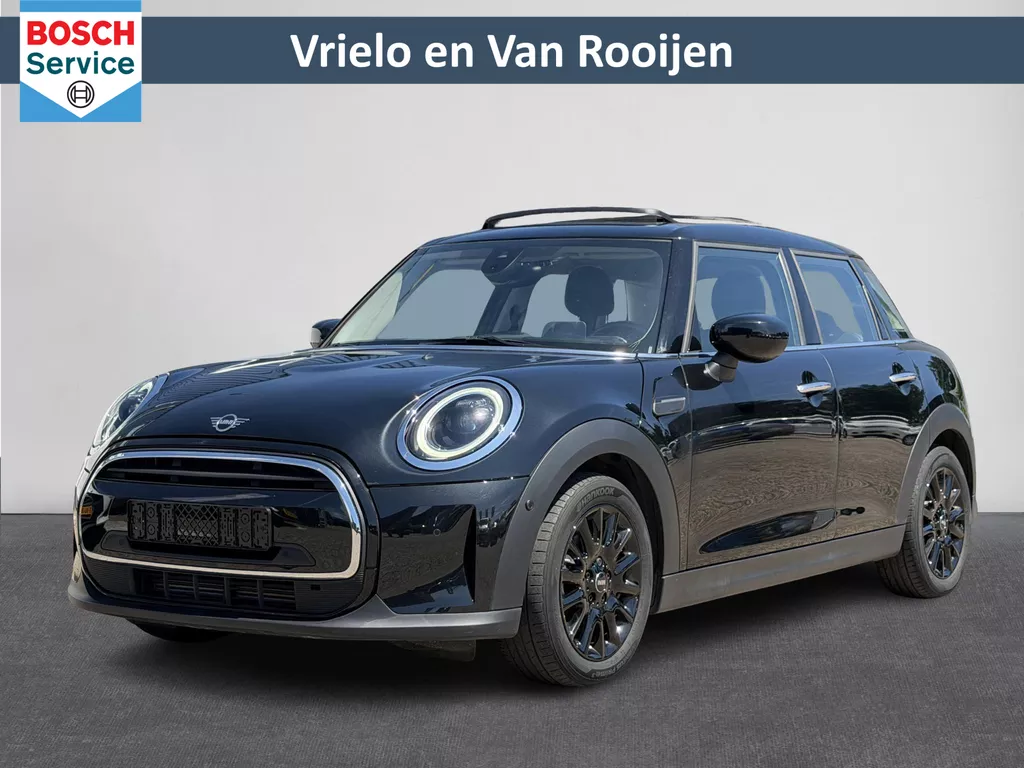 MINI 5-Deurs 1.5 Cooper MINI Yours | Pano | Leer | Stoelverw. | HUD | Navi | LED | Camera ( Vestiging - Nieuwegein )