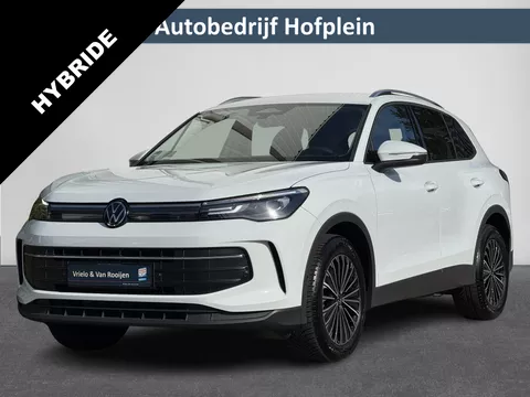 Volkswagen Tiguan 1.5 eTSI Life Edition | Automaat | Stoel / Stuurverwarming | ACC | Clima | Navi | PDC | Carplay | ( Vesteging - Vianen Tel: 0347-371248 )