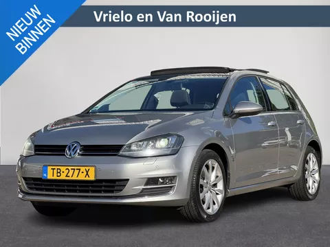 Volkswagen Golf 1.4 TSI ACT Highline | Automaat | PDC | Stoelverwarming | Bluetooth audio | Clima | Pano | Trekhaak | ( Vesteging - Nieuwegein )