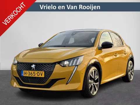 Peugeot 208 1.2 PureTech GT-Line | Camera | Carplay | Adaptieve Cruise | Navi | Pano | ( Vestiging - Nieuwegein )