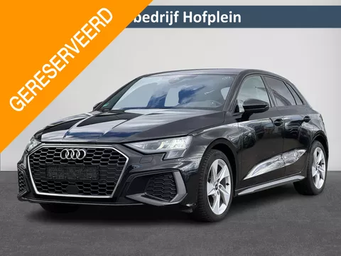 Audi A3 Sportback 30 TFSI S edition | Automaat | Airco | Carplay | Cruise | LED | Navi | LM velgen | ( Vestiging - Vianen )