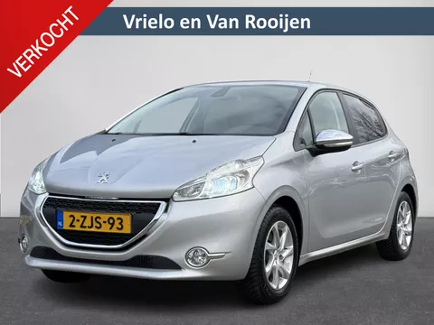 Peugeot 208 1.2 PureTech Style Pack | ACC | Cruise | Parkeersensor achter | Navi | LM velgen | ( Vestiging - Nieuwegein )