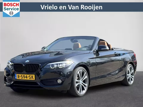 BMW 2-serie Cabrio 220i High Executive | Automaat | ACC | Cruise | Lederenstuurwiel | LM velgen | Navi | Voorstoelen verwarmd | ( Vestiging - Nieuwegein )