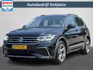 Volkswagen Tiguan 1.5 TSI R-Line Business Automaat | Matrix LED koplampen | Cruise control adaptief | Digitaal Dashboard | Climate Control | comfortstoelen | Carplay| Parkeersensor voor/achter |