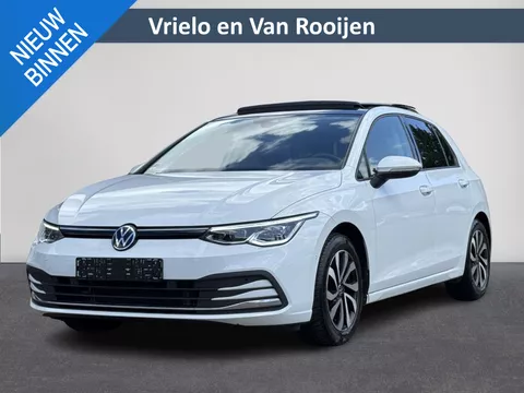 Volkswagen Golf 2.0 TDI Active | Pano | Stoel + Stuurverwarming | ACC | HUD | Navi | Camera | Trekhaak |( Vestiging - Nieuwegein )
