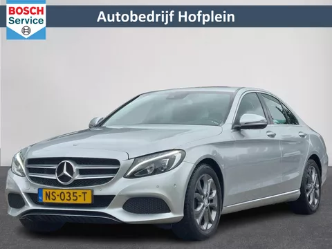 Mercedes-Benz C-klasse 180 Prestige Automaat | Garmin&reg; MAP PILOT Navigatie | LED Verlichting | Panoramaschuifdak, Elektrisch | Stoelverwarming | Parkeersensoren | Automatische Airco | 17&quot;Lmv | Halfleer | Sportstoelen  ( Vestiging - Vianen) )