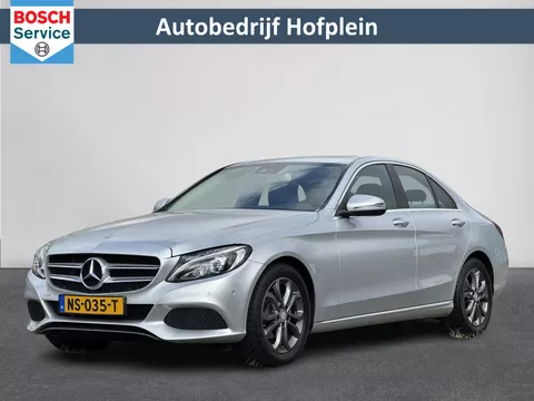Mercedes-Benz C-klasse 180 Prestige Automaat | Garmin&reg; MAP PILOT Navigatie | LED Verlichting | Panoramaschuifdak, Elektrisch | Stoelverwarming | Parkeersensoren | Automatische Airco | 17&quot;Lmv | Halfleer | Sportstoelen  ( Vestiging - Vianen) )